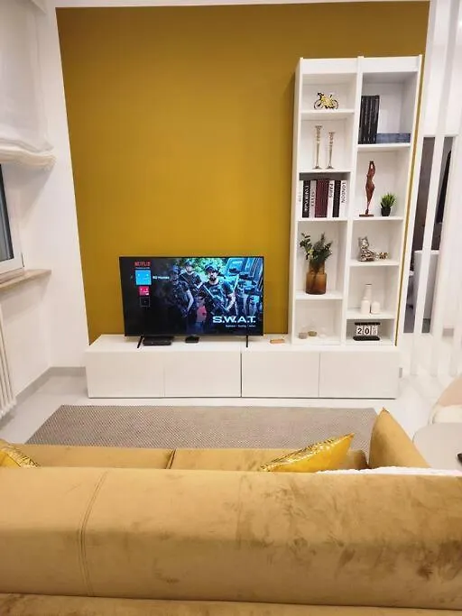 Rdhomes Falvo, Vomero Naples Italy
