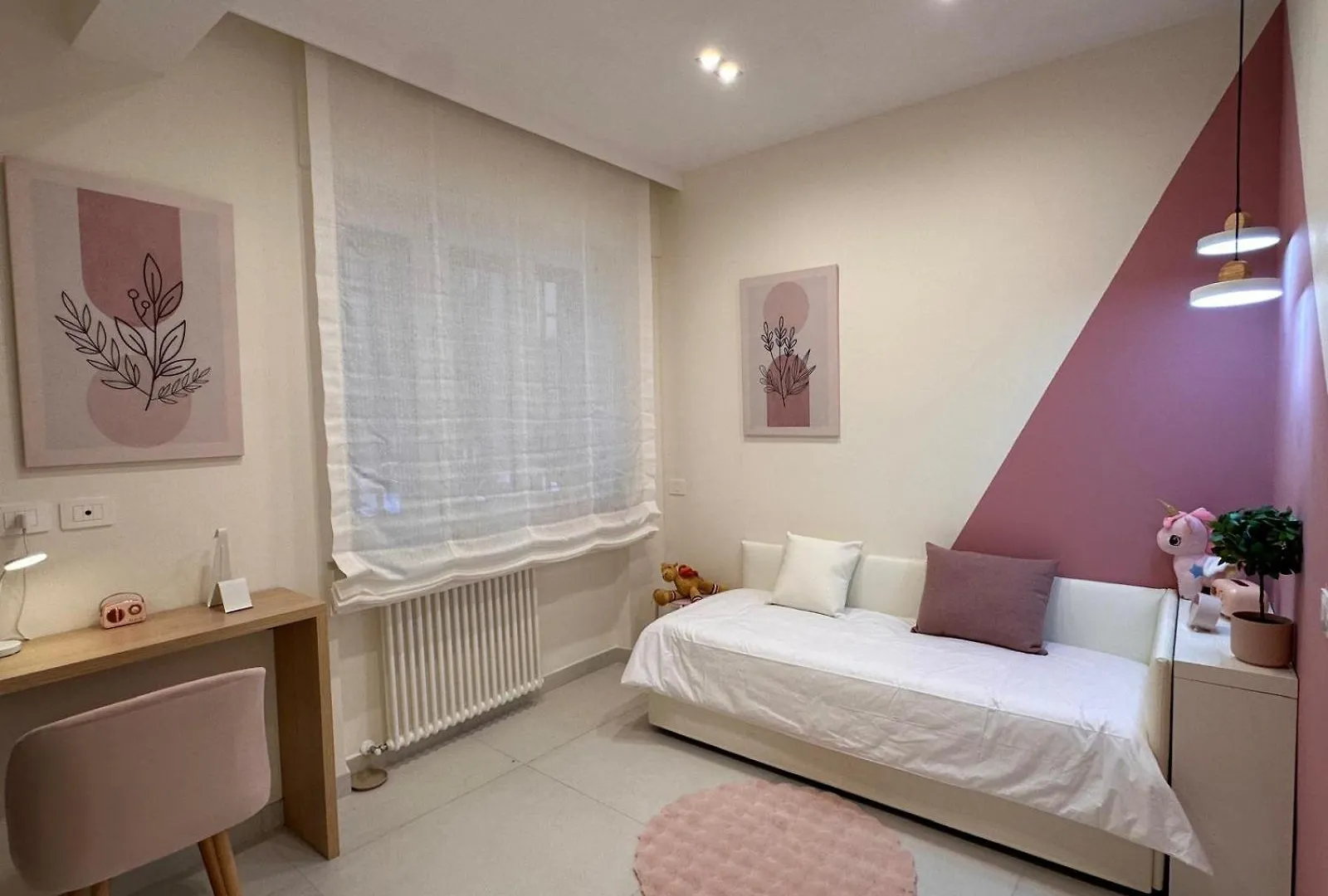 Rdhomes Falvo, Vomero Naples 0*,  Italy